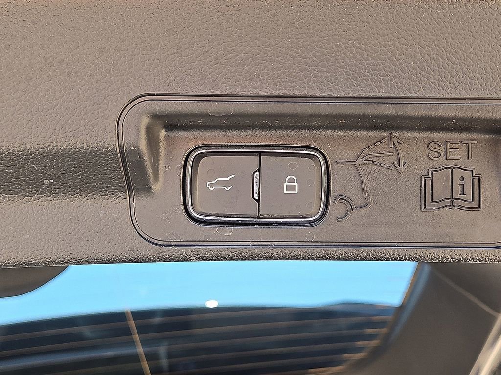 Used 2023 Ford Explorer Timberline AWD/4WD image 16