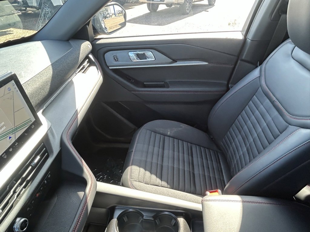 New 2026 Ford Explorer ST-Line image 17