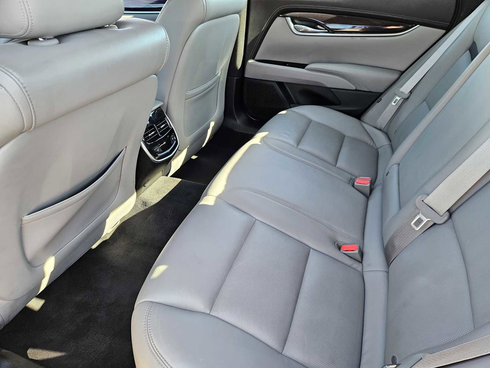 Used 2017 Cadillac XTS Luxury w/ Driver Awareness Package image 29