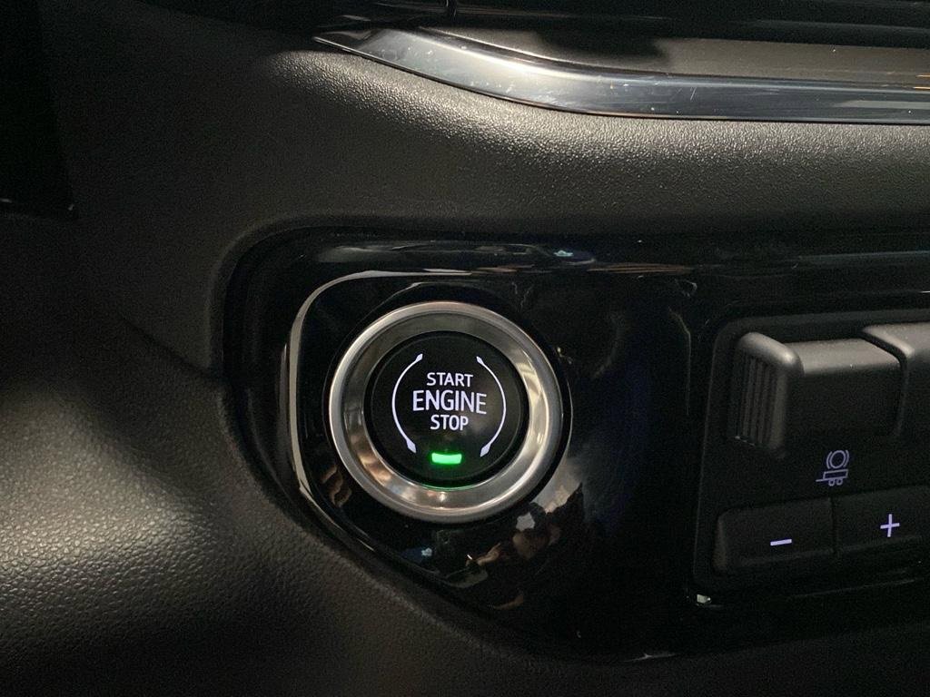 Used 2023 Chevrolet Silverado 1500 High Country w/ High Country Premium Package image 27