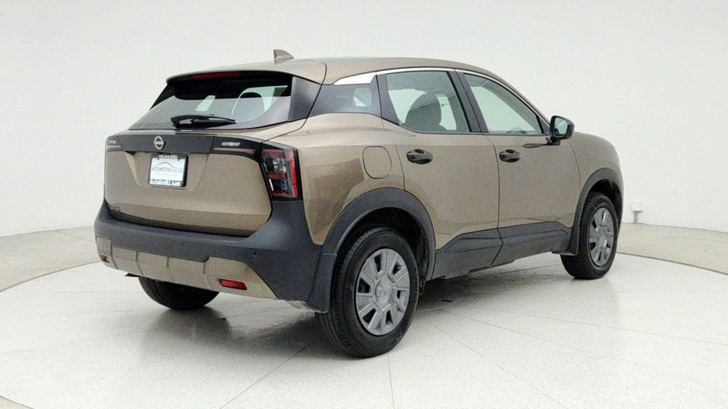 Used 2025 Nissan Kicks S image 5