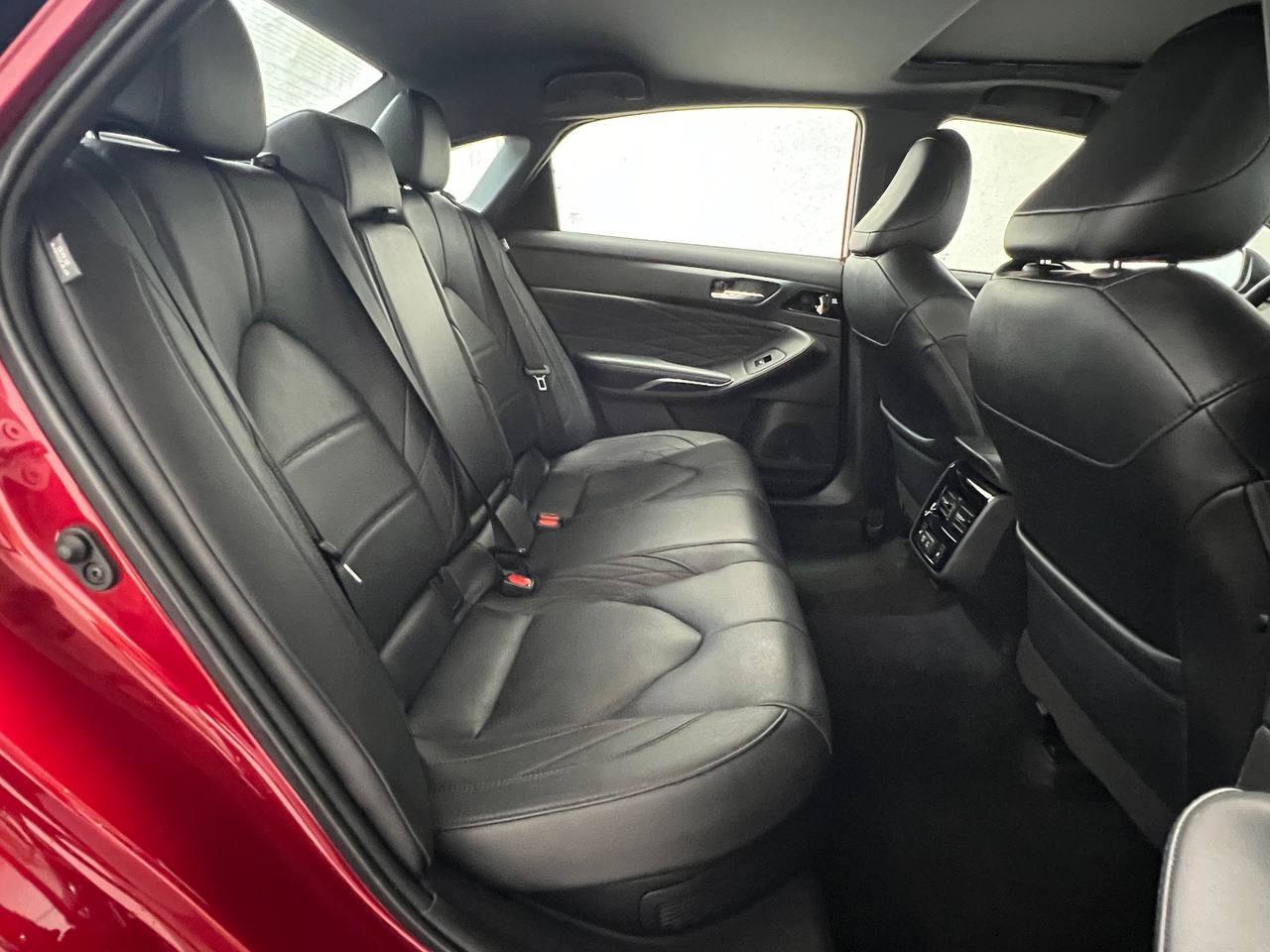 Used 2021 Toyota Avalon Limited w/ Advanced Safety Package FWD image 14