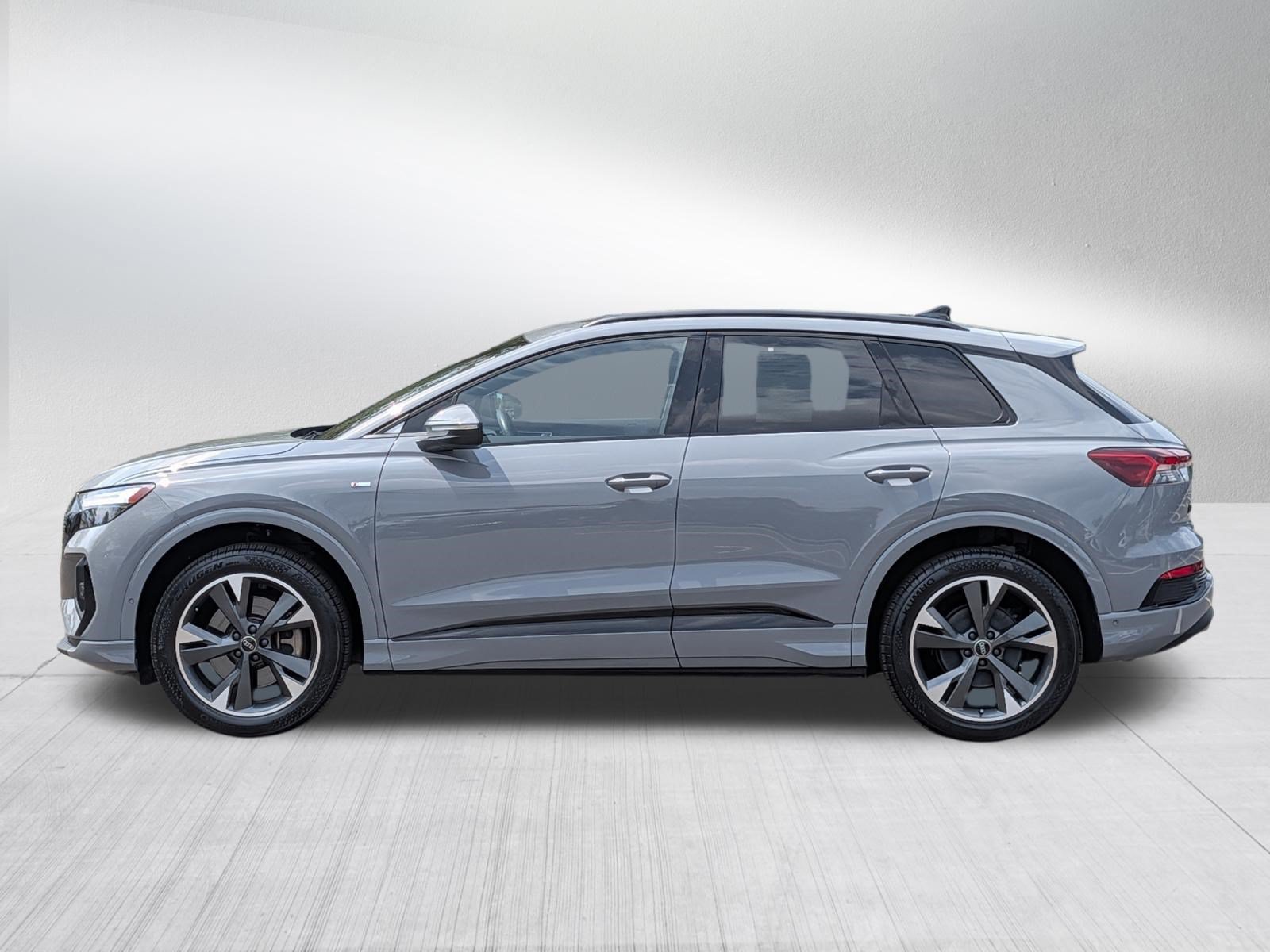 Used 2023 Audi Q4 e-tron Premium Plus w/ Premium Plus AWD/4WD image 4