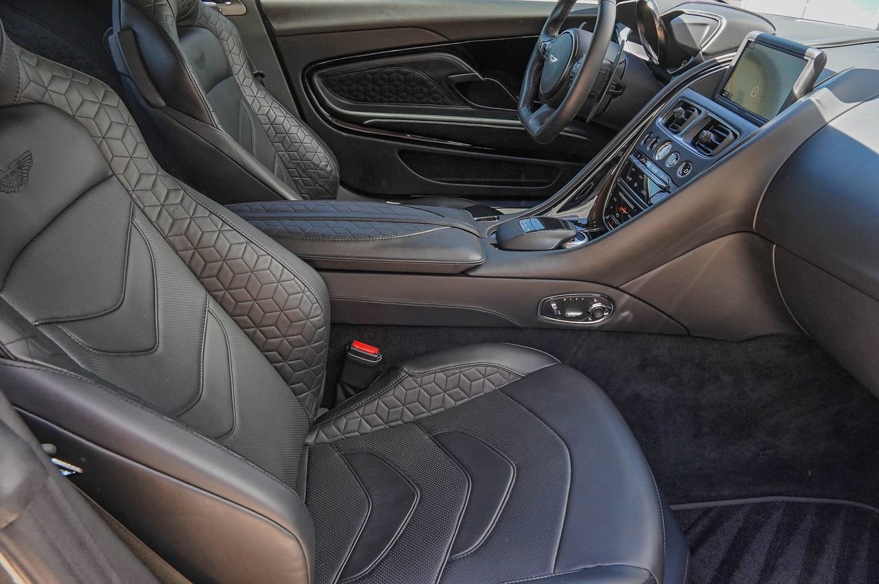 Used 2019 Aston Martin DBS Superleggera image 39