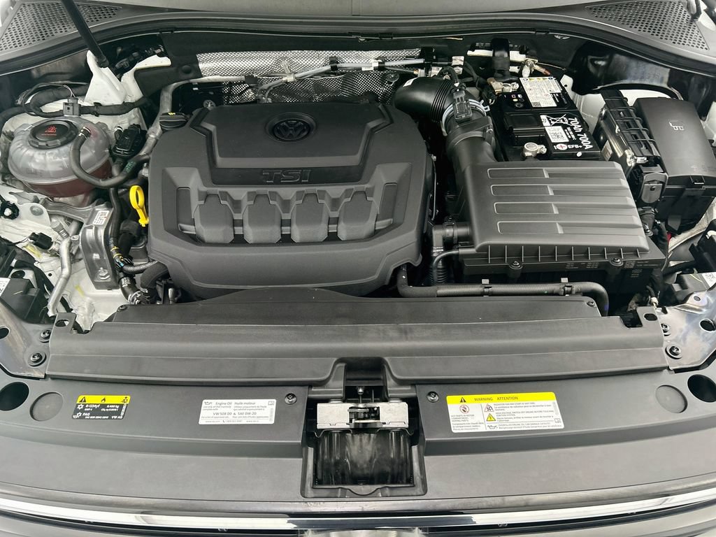Used 2024 Volkswagen Tiguan SE R-Line FWD image 27