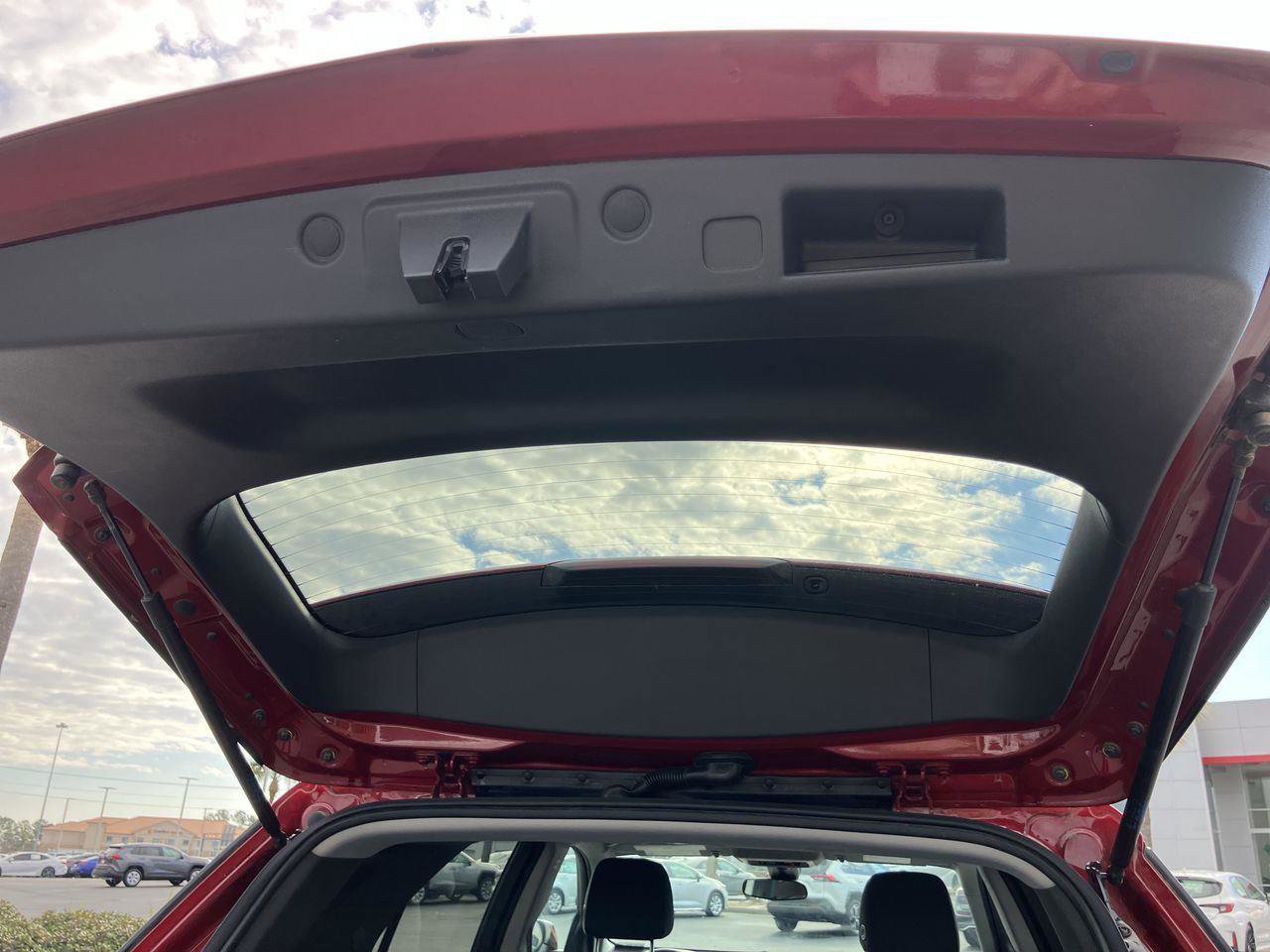 Used 2020 Chevrolet Equinox LT image 23