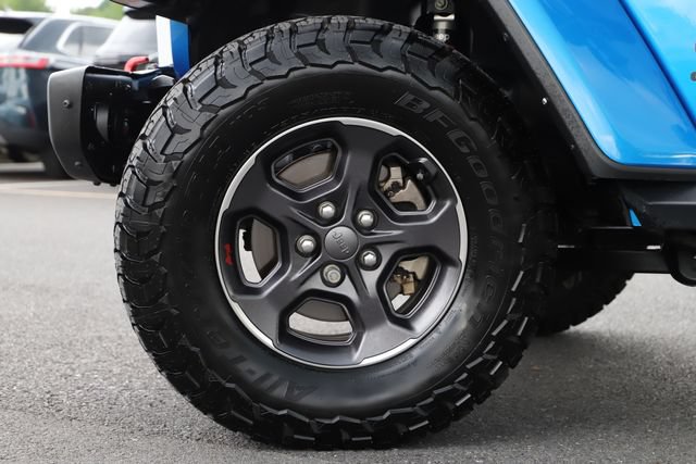Used 2021 Jeep Gladiator Rubicon AWD/4WD image 2
