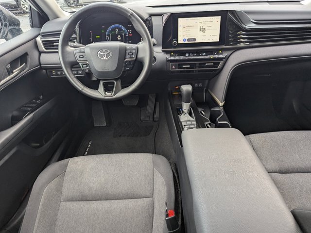 Used 2025 Toyota Camry LE w/ Convenience Package image 19
