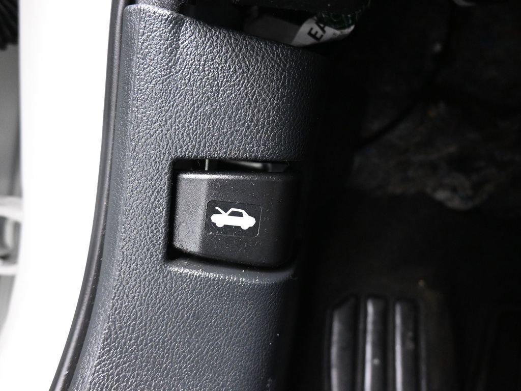 Used 2020 Nissan Altima 2.0 Platinum image 28