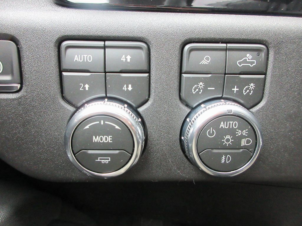 New 2026 GMC Sierra 3500 SLT w/ SLT Premium Package image 18