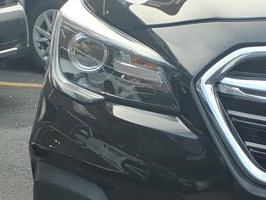 Used 2018 Subaru Outback 3.6R Limited image 3