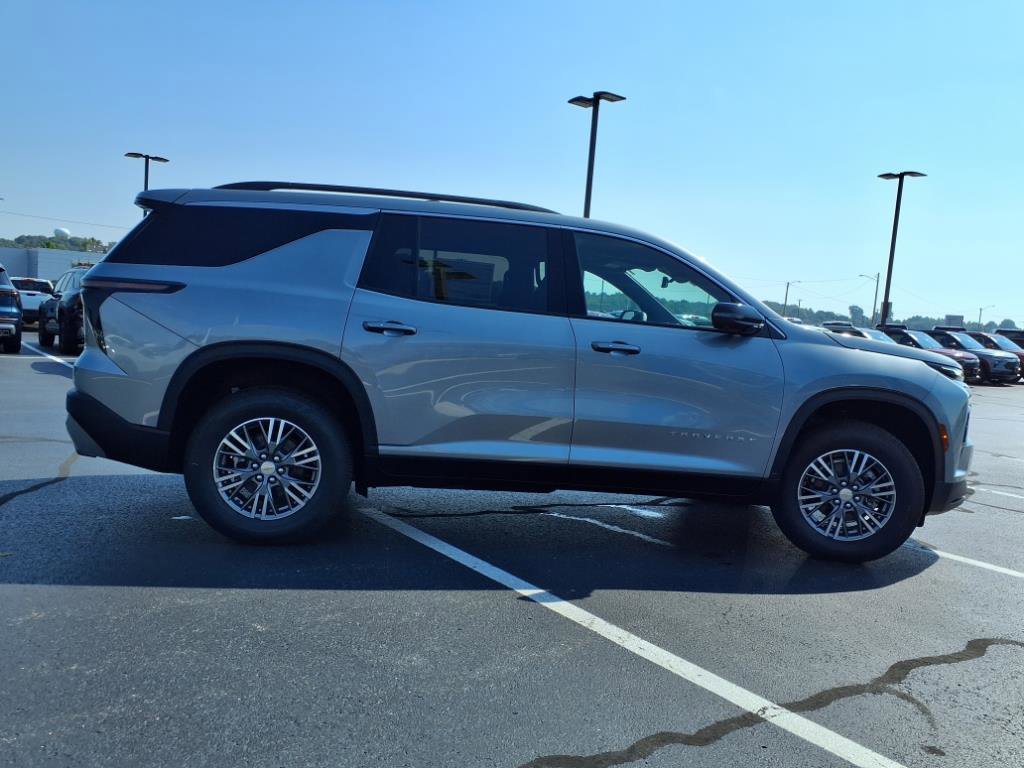 New 2026 Chevrolet Traverse LT w/ Driver Confidence Package image 28
