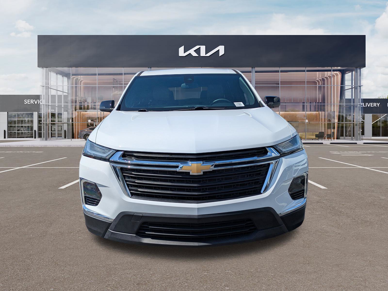 Used 2023 Chevrolet Traverse LS FWD image 7