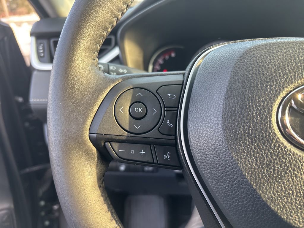 Used 2023 Toyota RAV4 XLE w/ Convenience Package image 18