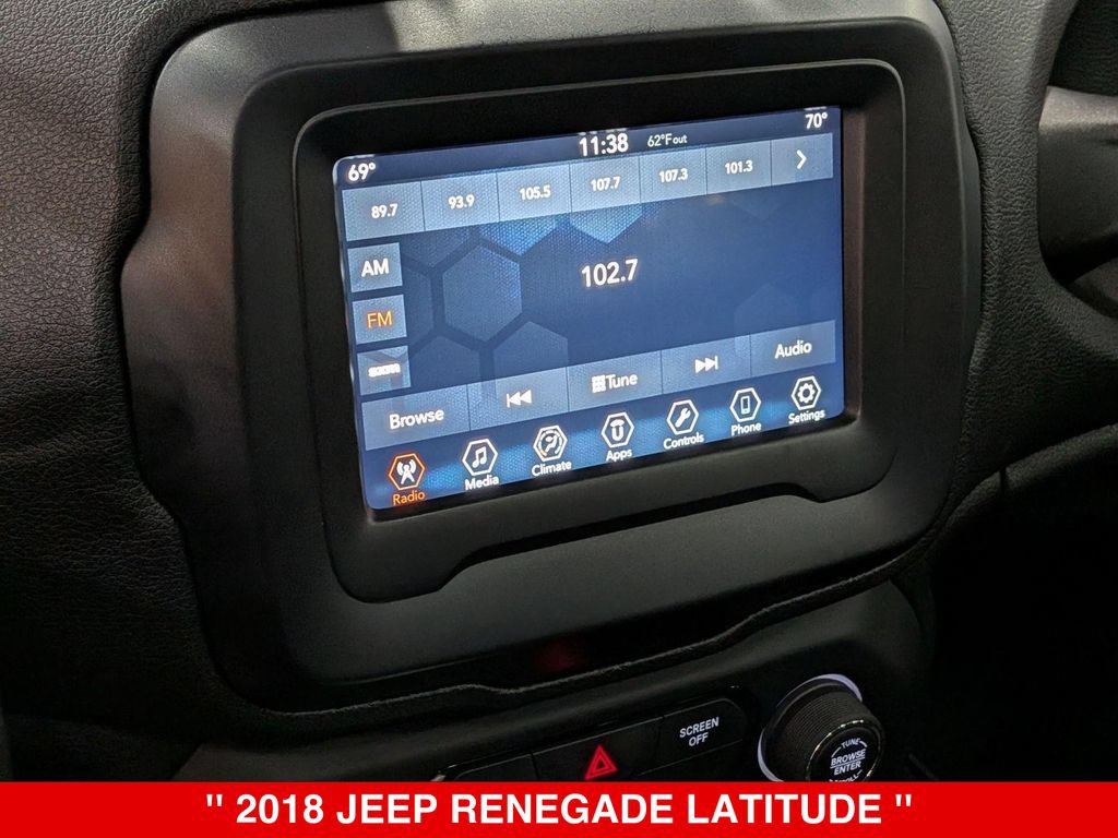 Used 2018 Jeep Renegade Latitude w/ Cold Weather Group AWD/4WD image 23