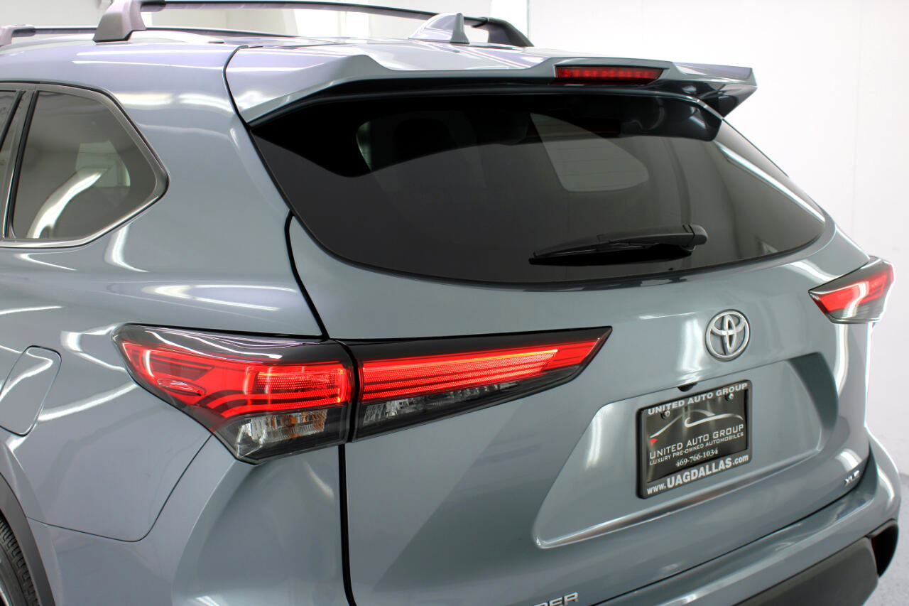 Used 2021 Toyota Highlander XLE image 20