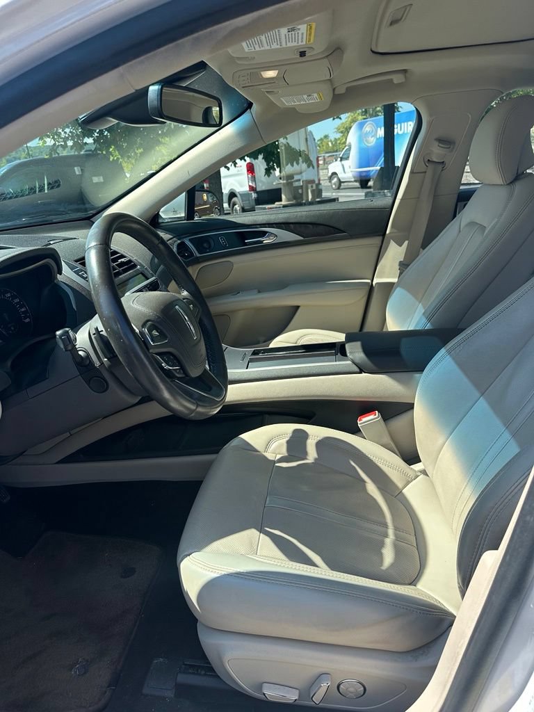 Used 2019 Lincoln MKZ Reserve AWD/4WD image 11