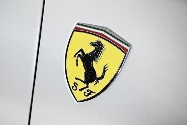 Used 2024 Ferrari SF90 Spider image 35