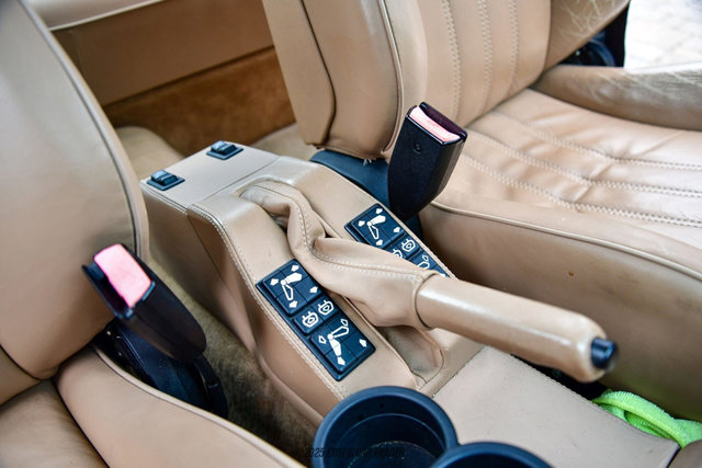 Used 1988 BMW M5 image 32