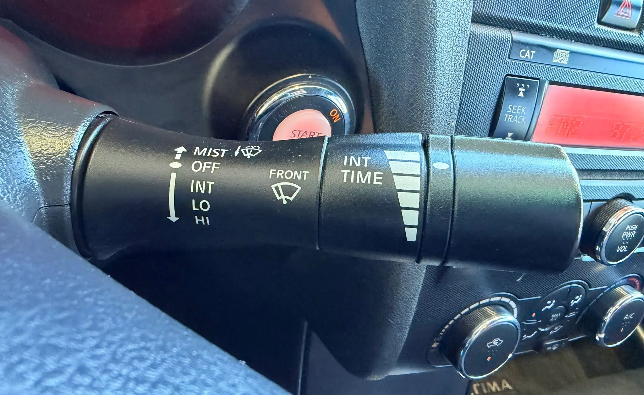 Used 2010 Nissan Altima 3.5 SR image 13