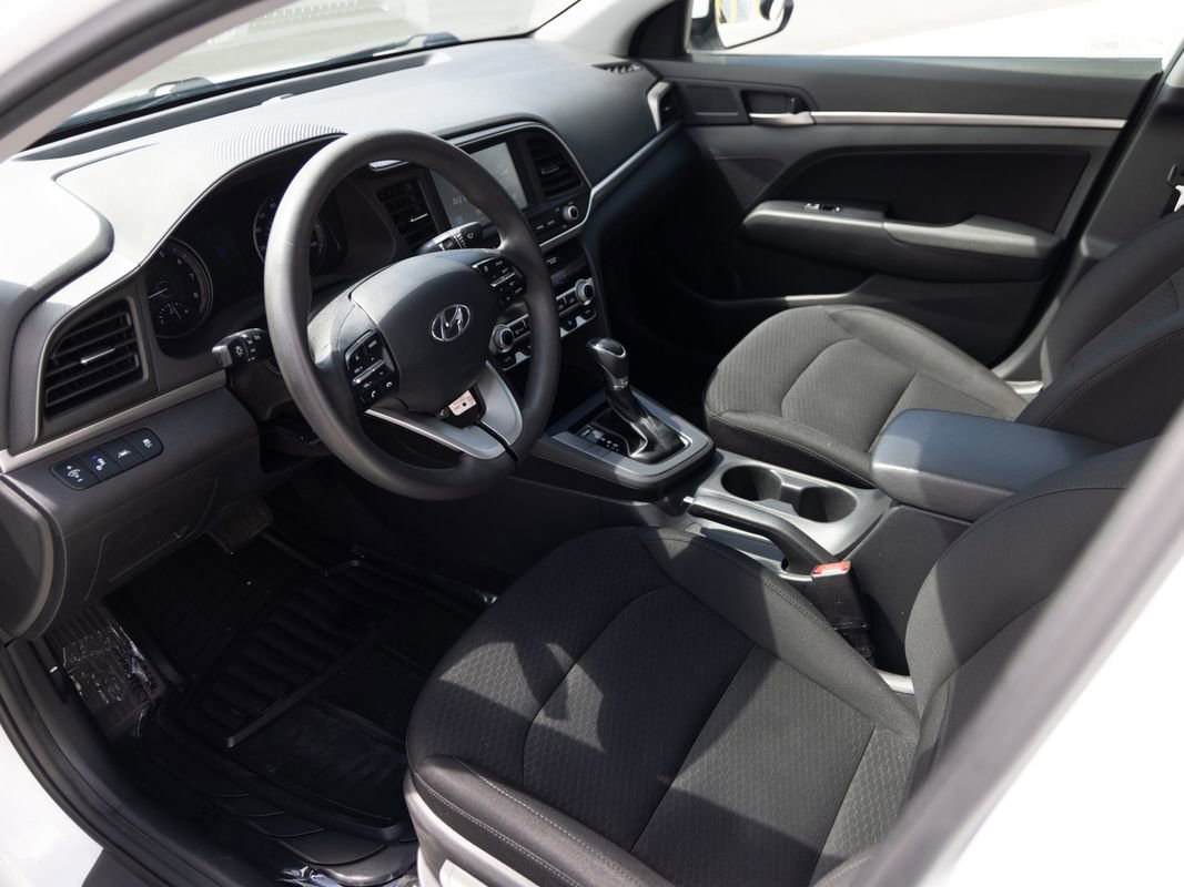 Used 2020 Hyundai Elantra SEL w/ Cargo Package (C1) FWD image 9
