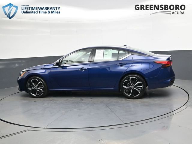 Used 2024 Nissan Altima 2.5 SR FWD image 8