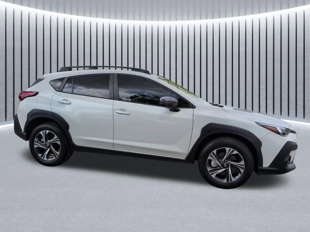 Used 2024 Subaru Crosstrek 2.0i Premium AWD/4WD image 3