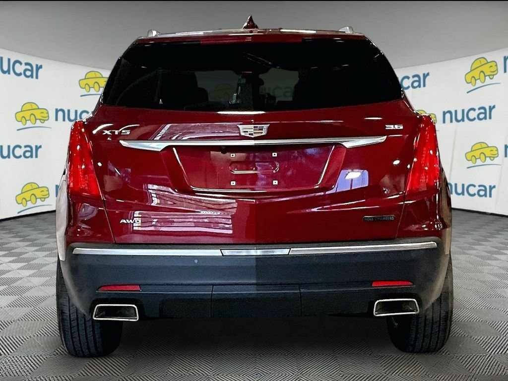 Used 2017 Cadillac XT5 Luxury w/ Driver Awareness Package AWD/4WD image 5
