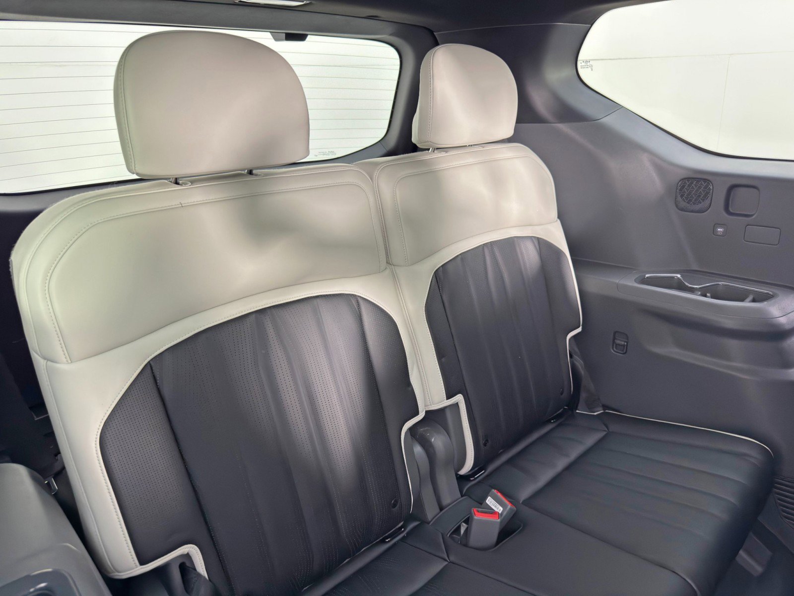 Used 2024 Kia EV9 GT-Line image 43