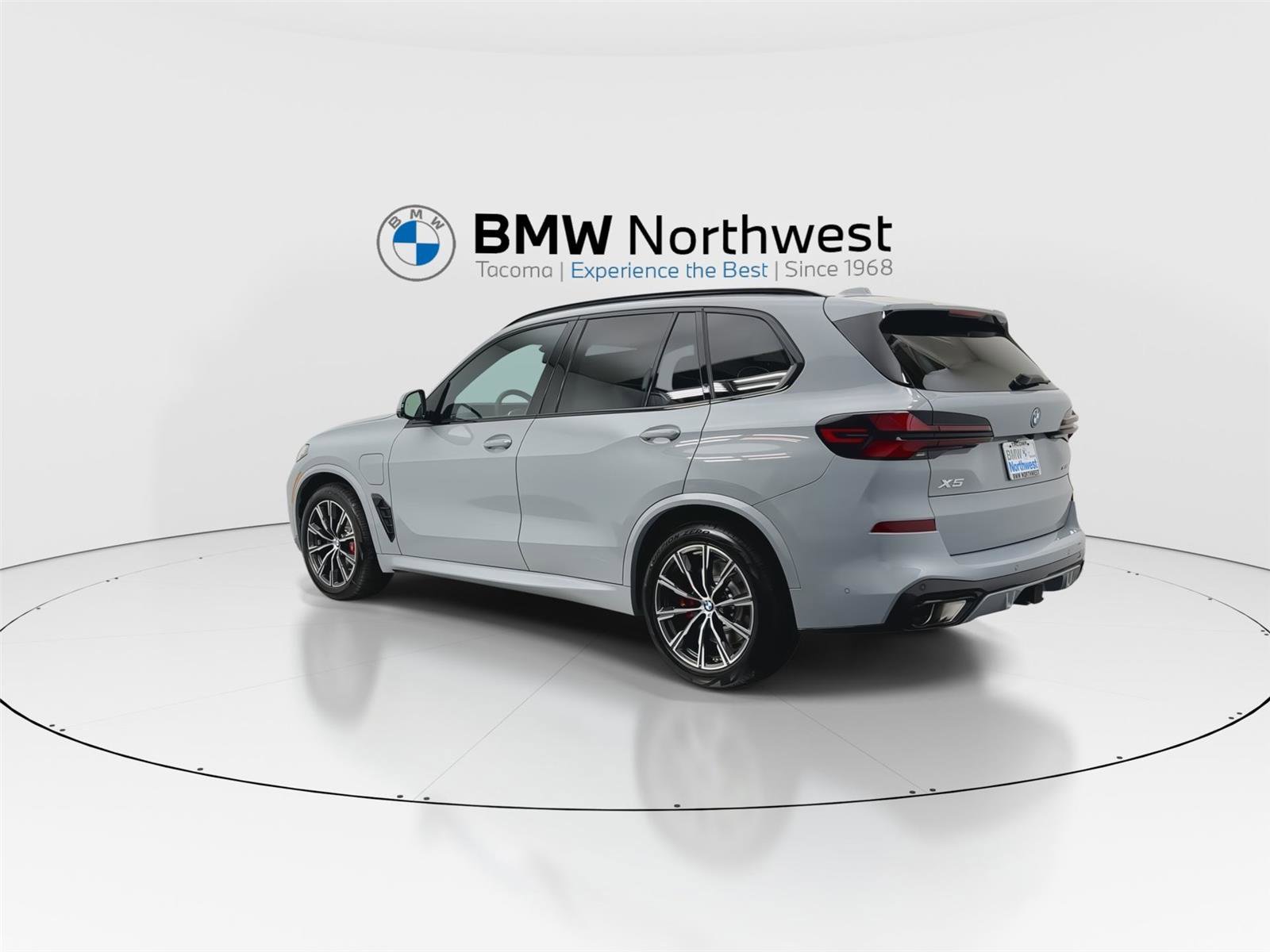 New 2026 BMW X5 xDrive50e AWD/4WD image 12