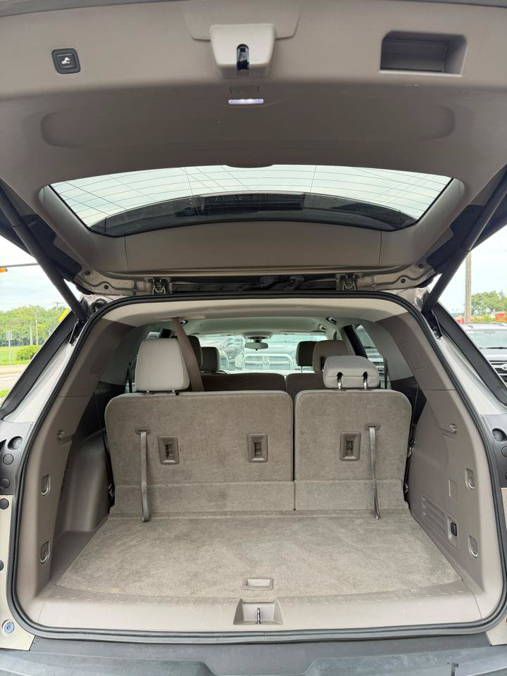 Used 2018 Chevrolet Traverse LT FWD image 26