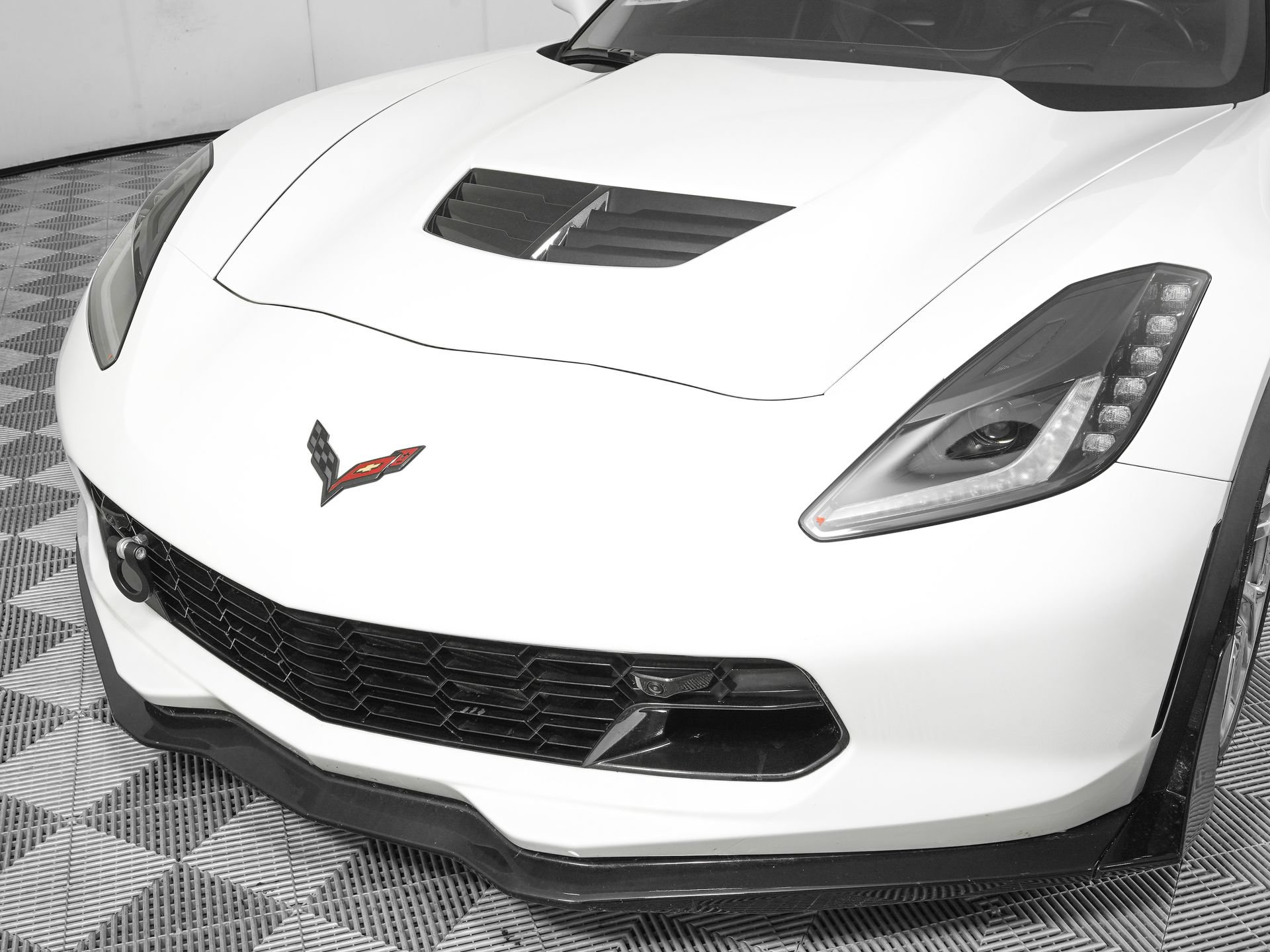 Used 2018 Chevrolet Corvette Z06 RWD image 24