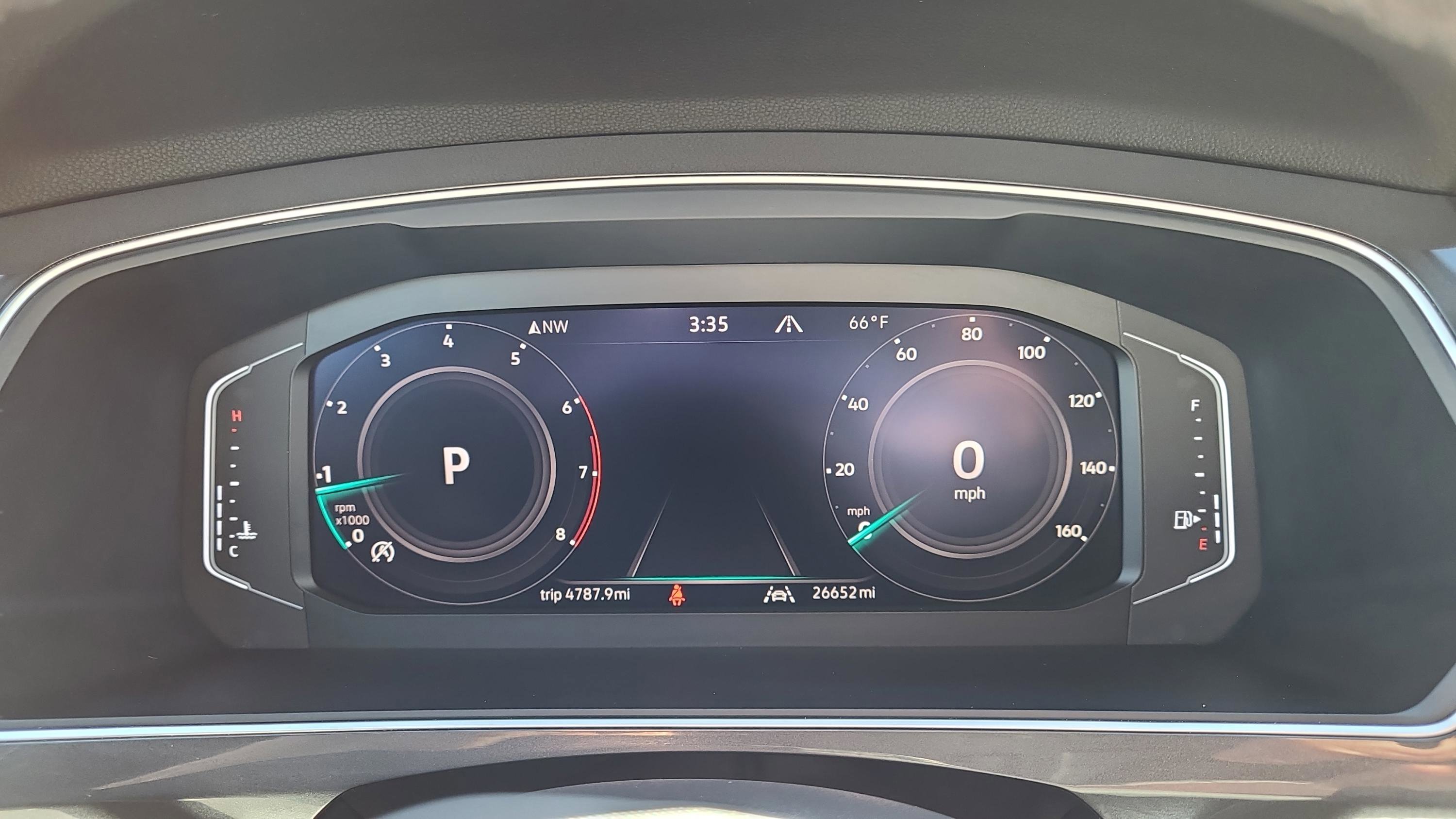 Used 2024 Volkswagen Tiguan SEL R-Line image 18