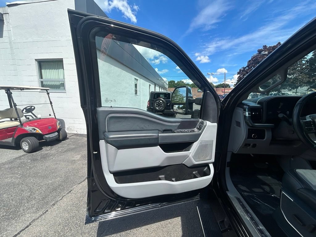 Used 2024 Ford F350 Limited w/ FX4 Off-Road Package AWD/4WD image 11