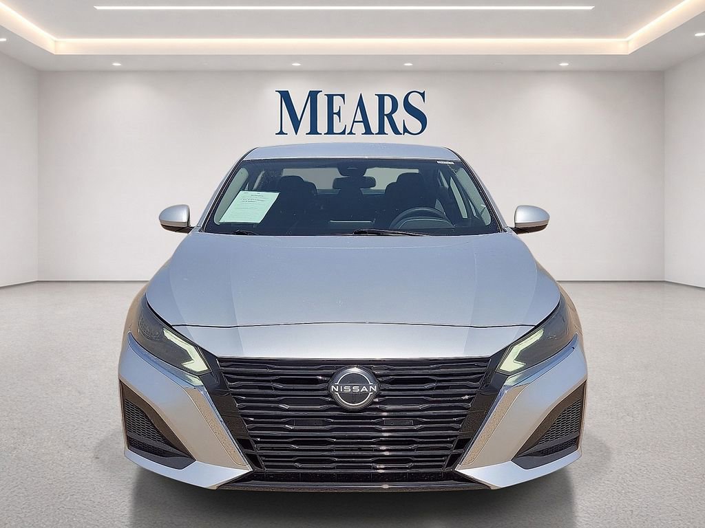 Used 2023 Nissan Altima 2.5 SV FWD image 8