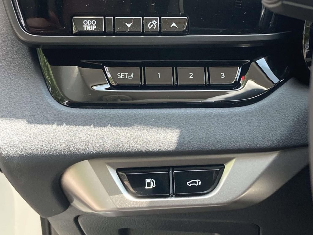 New 2026 Lexus RX 450h AWD image 19