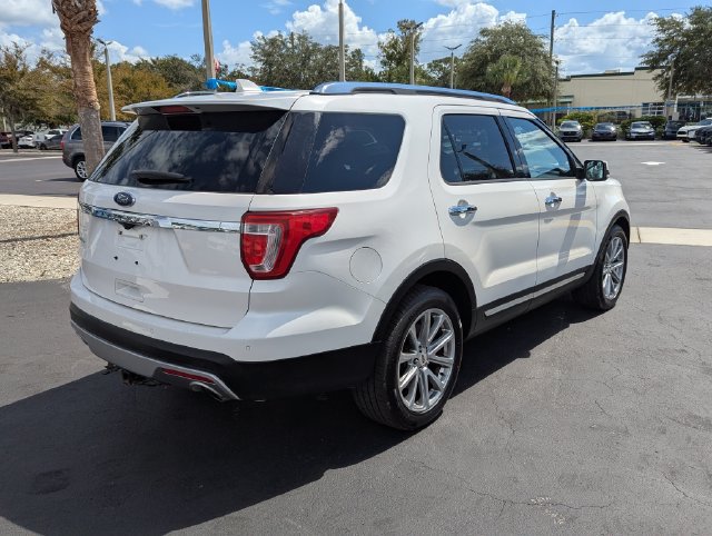 Used 2017 Ford Explorer Limited FWD image 4