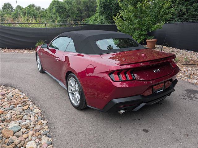 Used 2025 Ford Mustang GT Premium RWD image 3