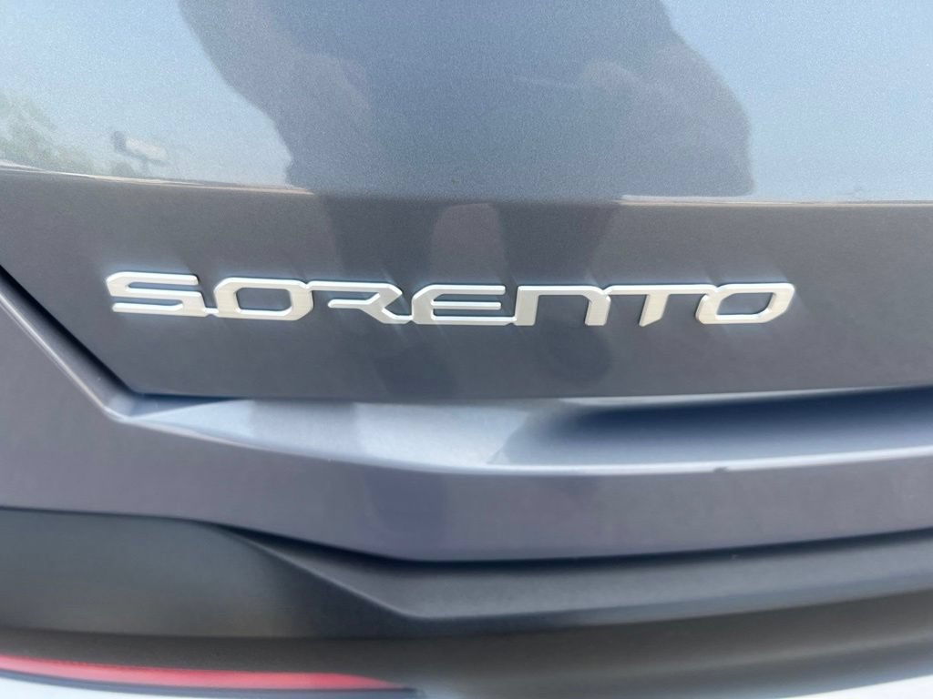 Certified 2024 Kia Sorento LX FWD image 30