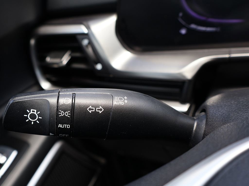 Used 2025 Kia Telluride S FWD image 25
