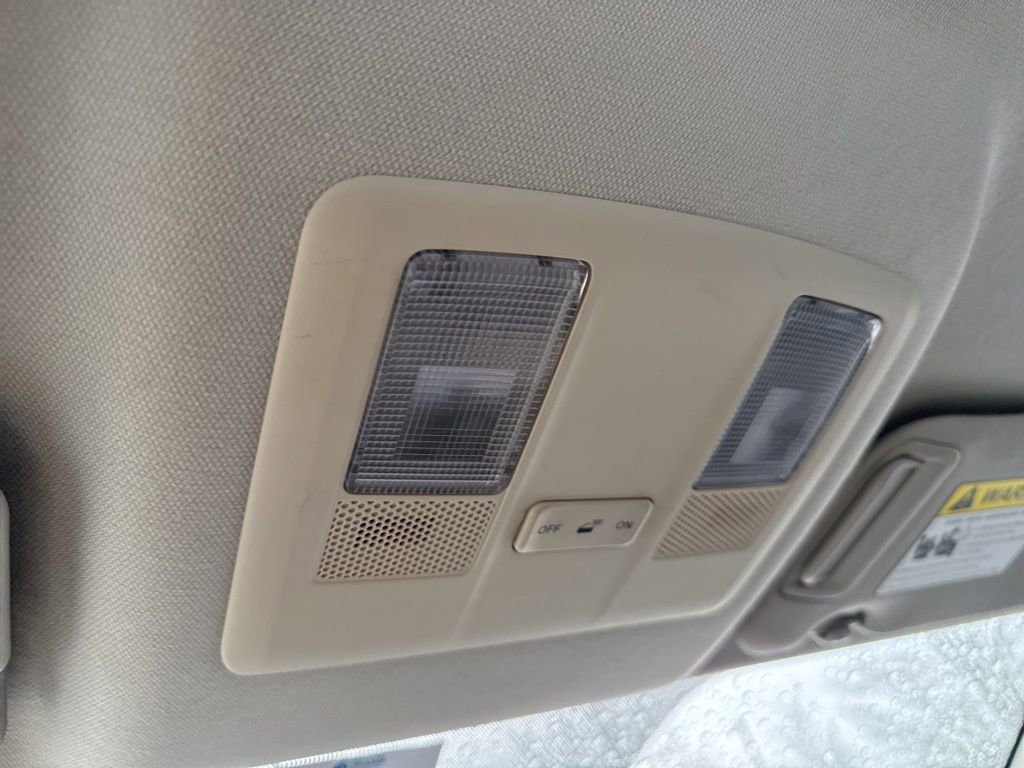 Used 2014 MAZDA MAZDA3 i Touring image 27