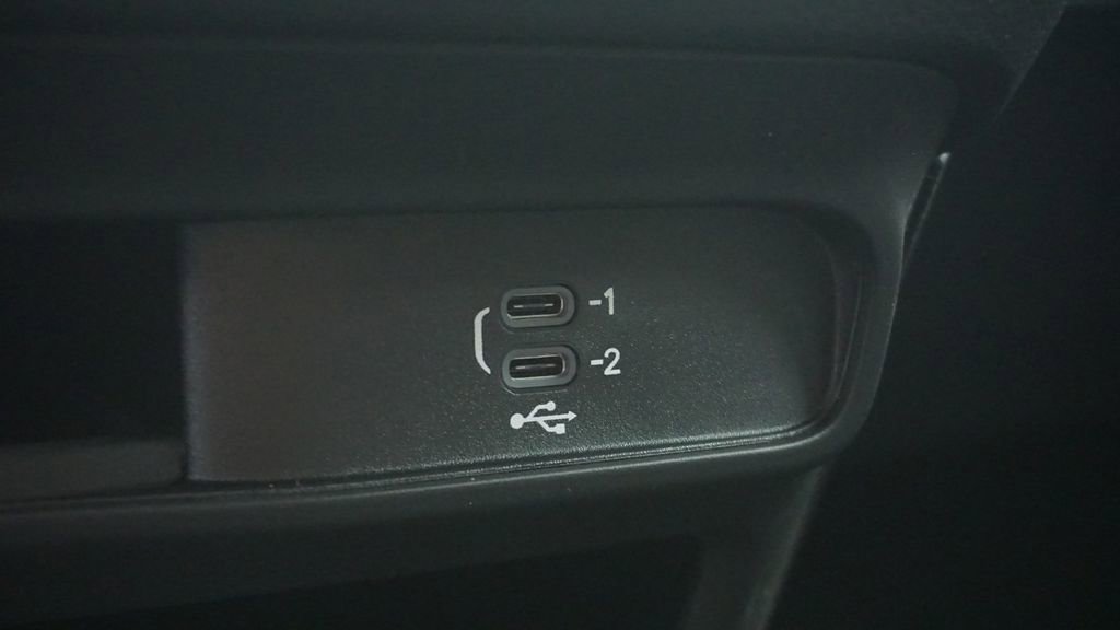 New 2026 Chrysler Voyager LX FWD image 45
