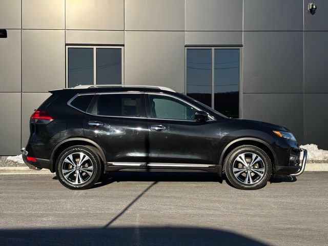 Used 2017 Nissan Rogue SL w/ SL Premium Package AWD/4WD image 7