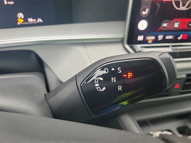 New 2026 Volkswagen Tiguan SE image 32