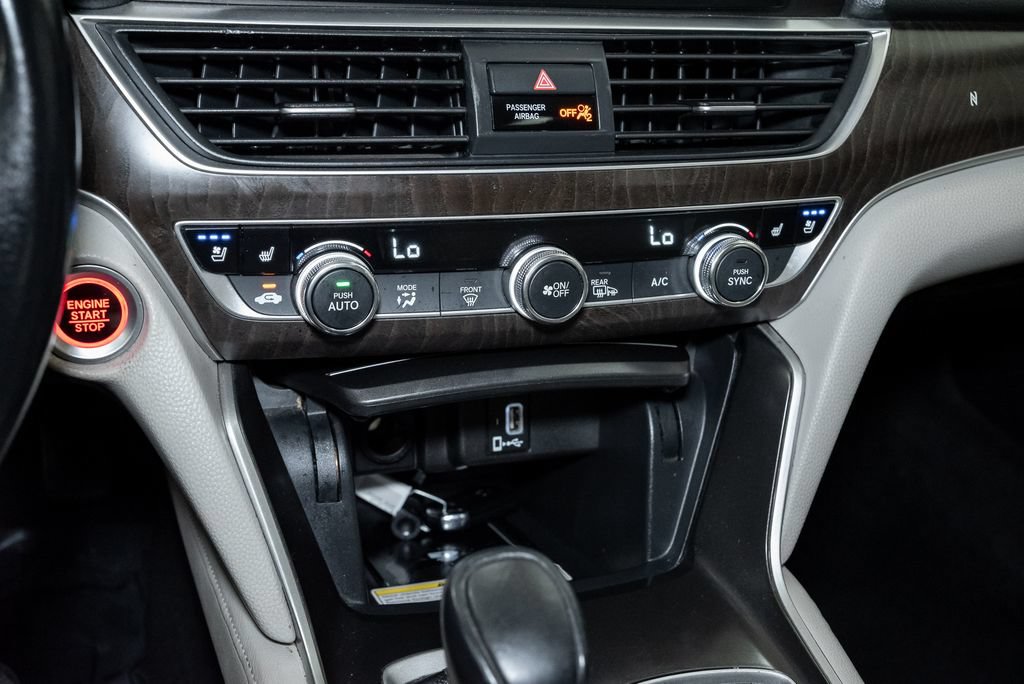 Used 2018 Honda Accord Touring image 20