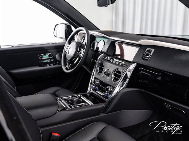 Used 2023 Rolls-Royce Cullinan AWD/4WD image 38