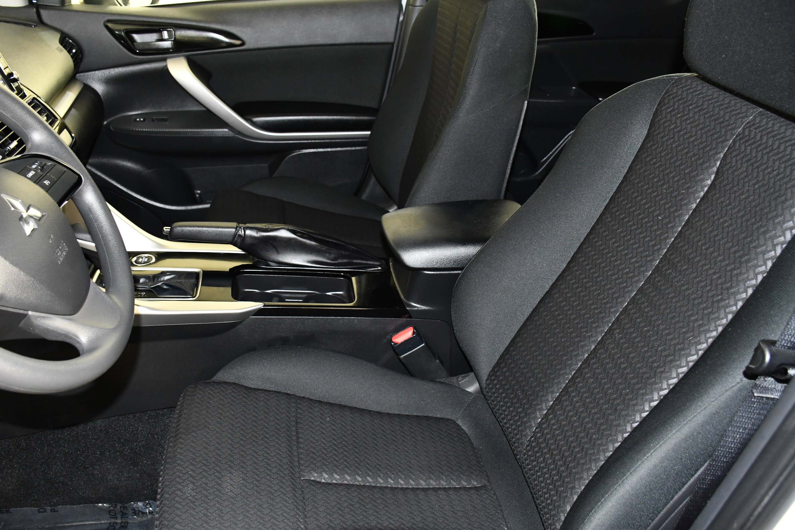 Used 2024 Mitsubishi Eclipse Cross ES AWD/4WD image 37