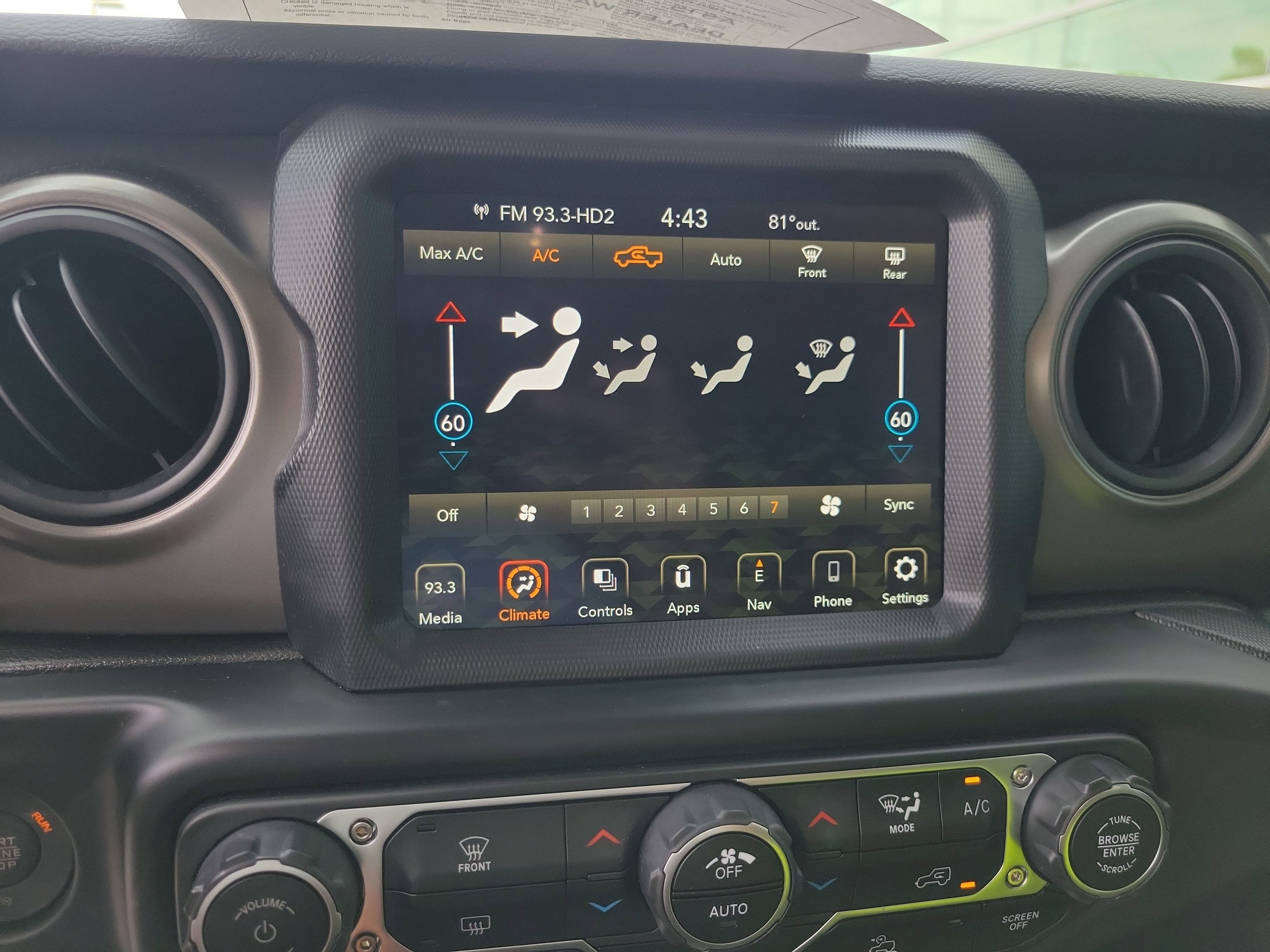 Used 2023 Jeep Gladiator Willys image 21