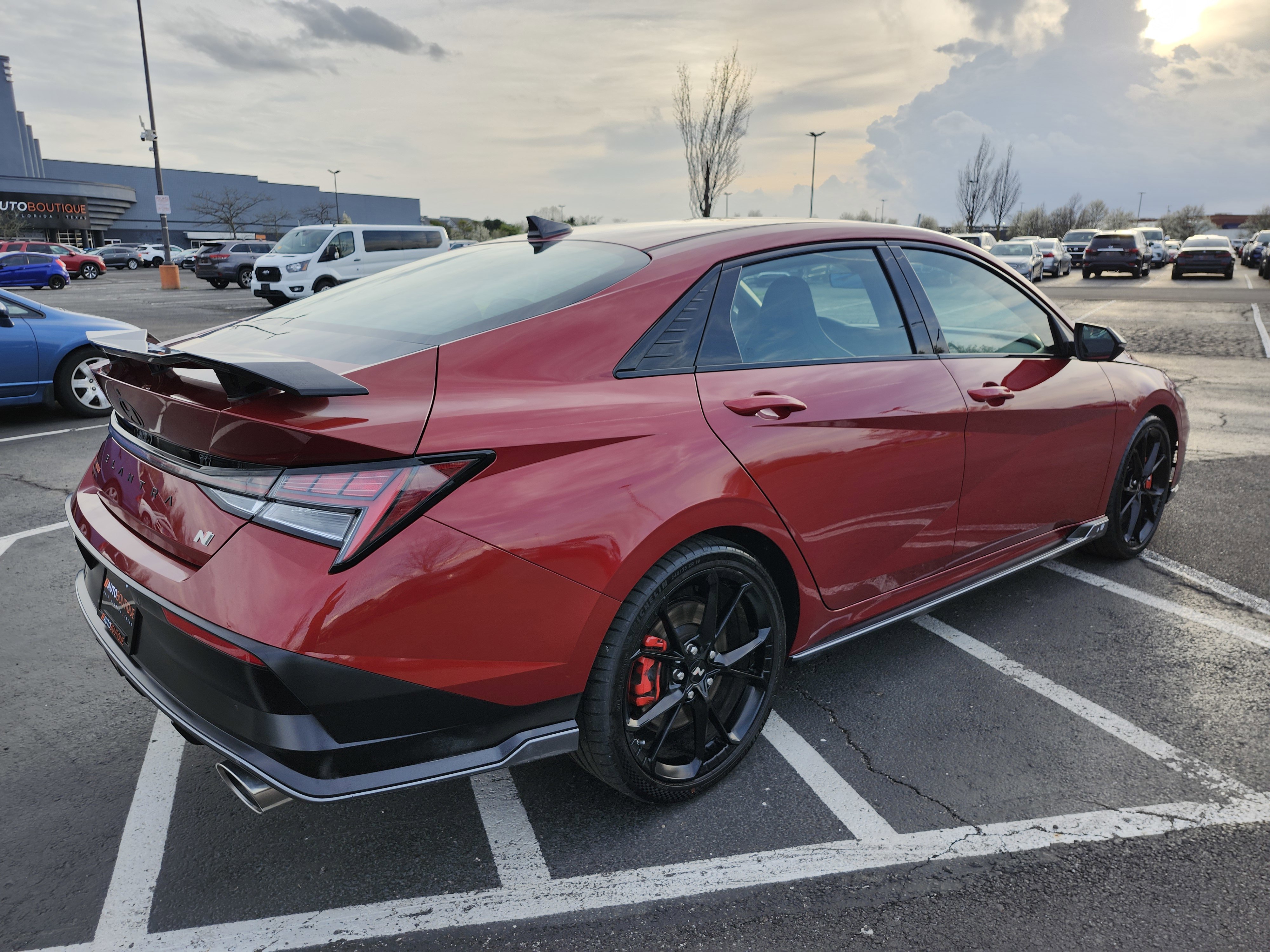 Used 2025 Hyundai Elantra N FWD image 18