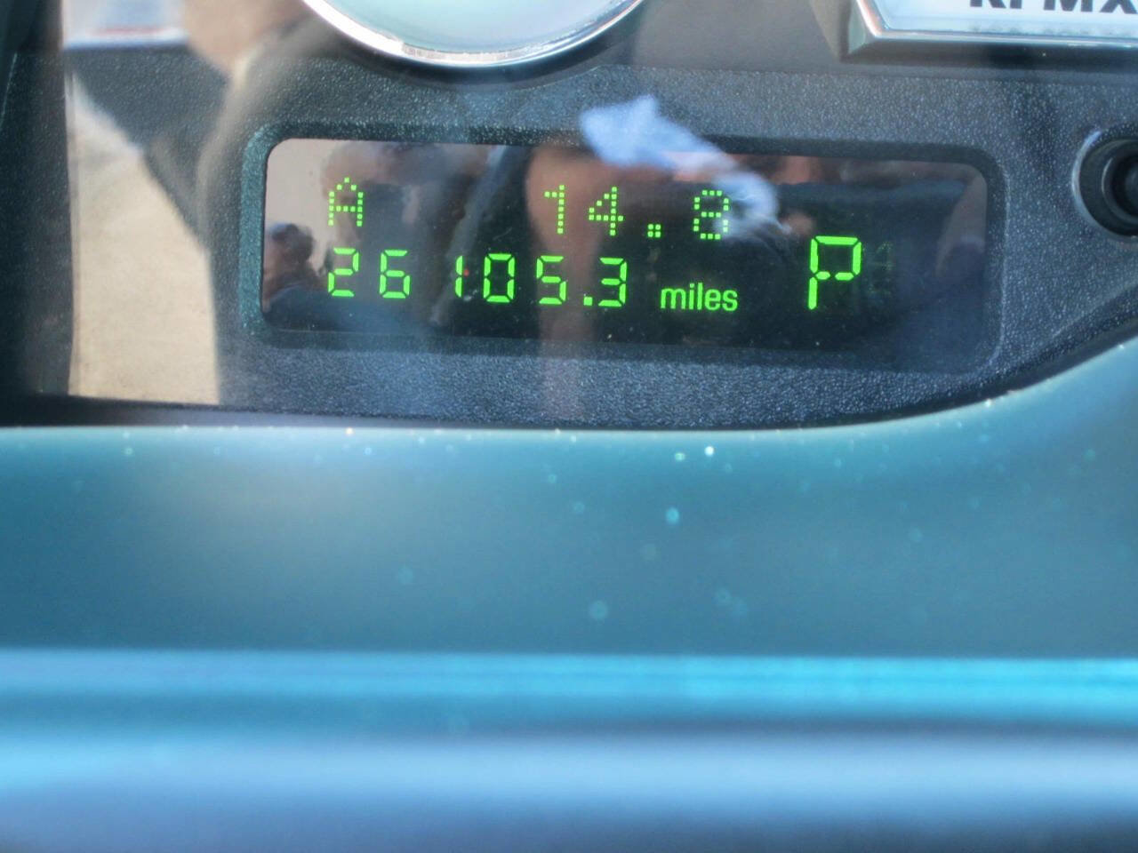 Used 2004 Ford Thunderbird Deluxe RWD image 34